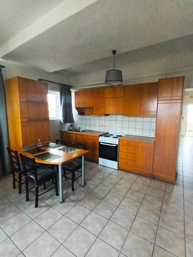 Cathrin Beach Apartments Stavrós Екстериор снимка
